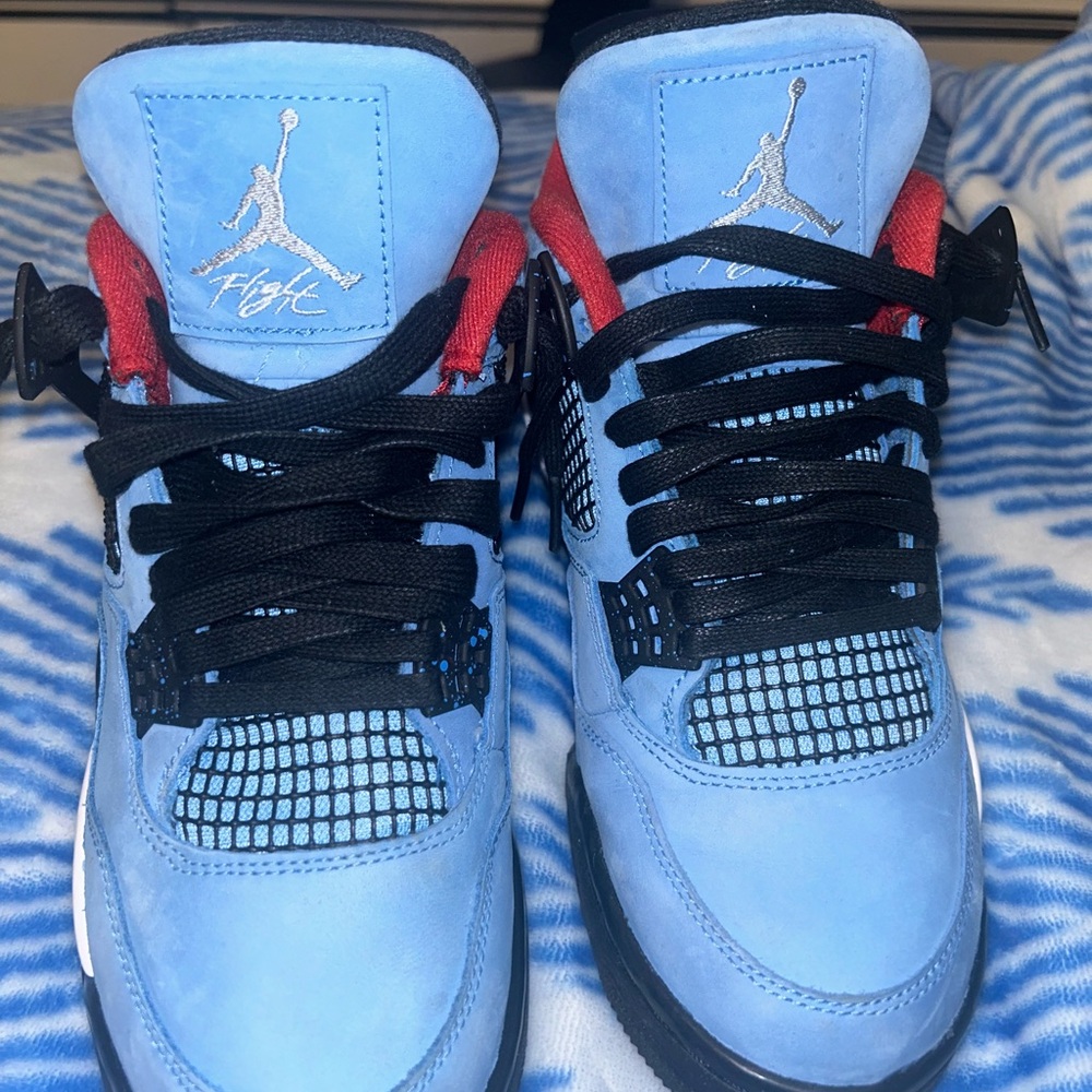 Jordan retro 4s Travis Scott cactus jack size 8.5